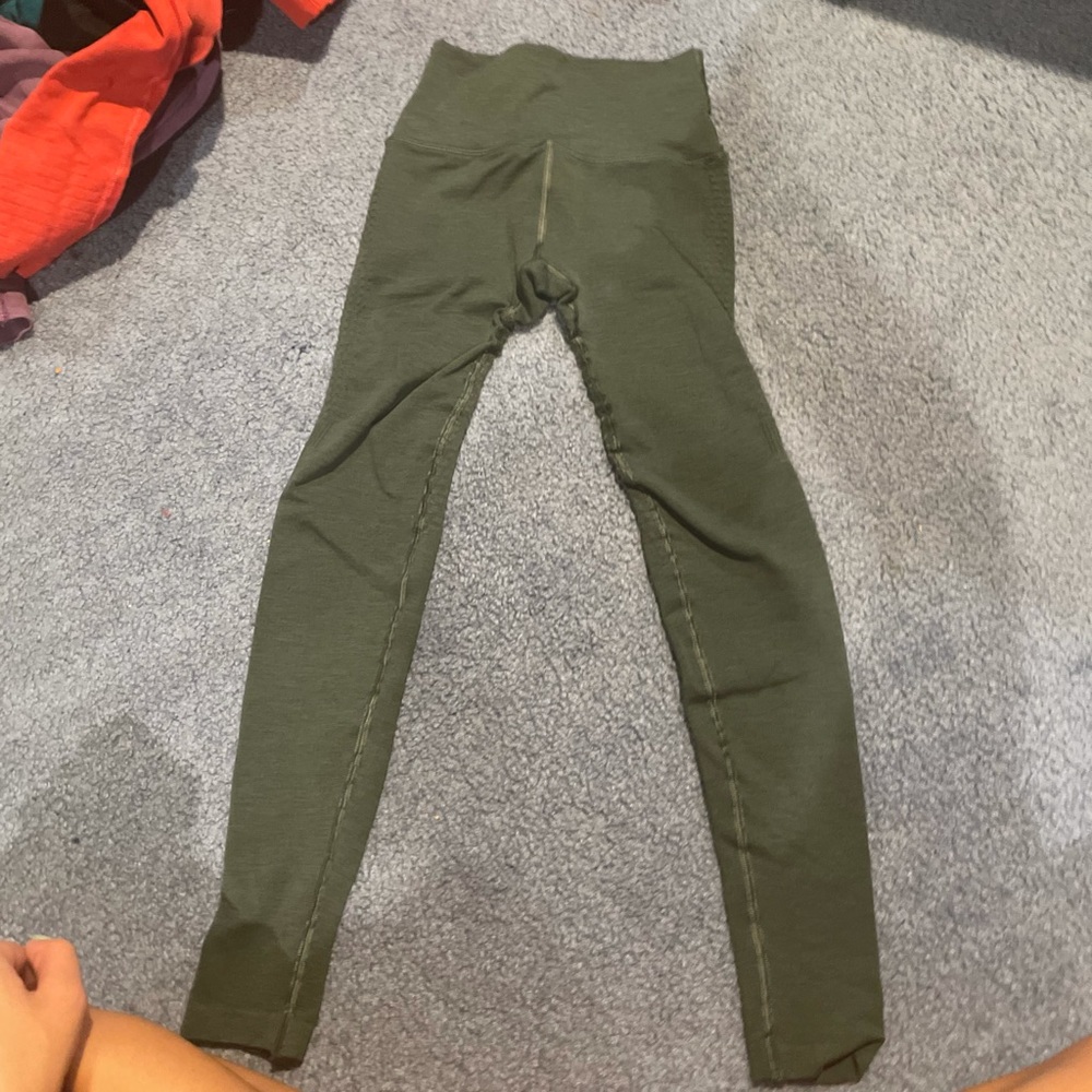 5 alphalete leggings